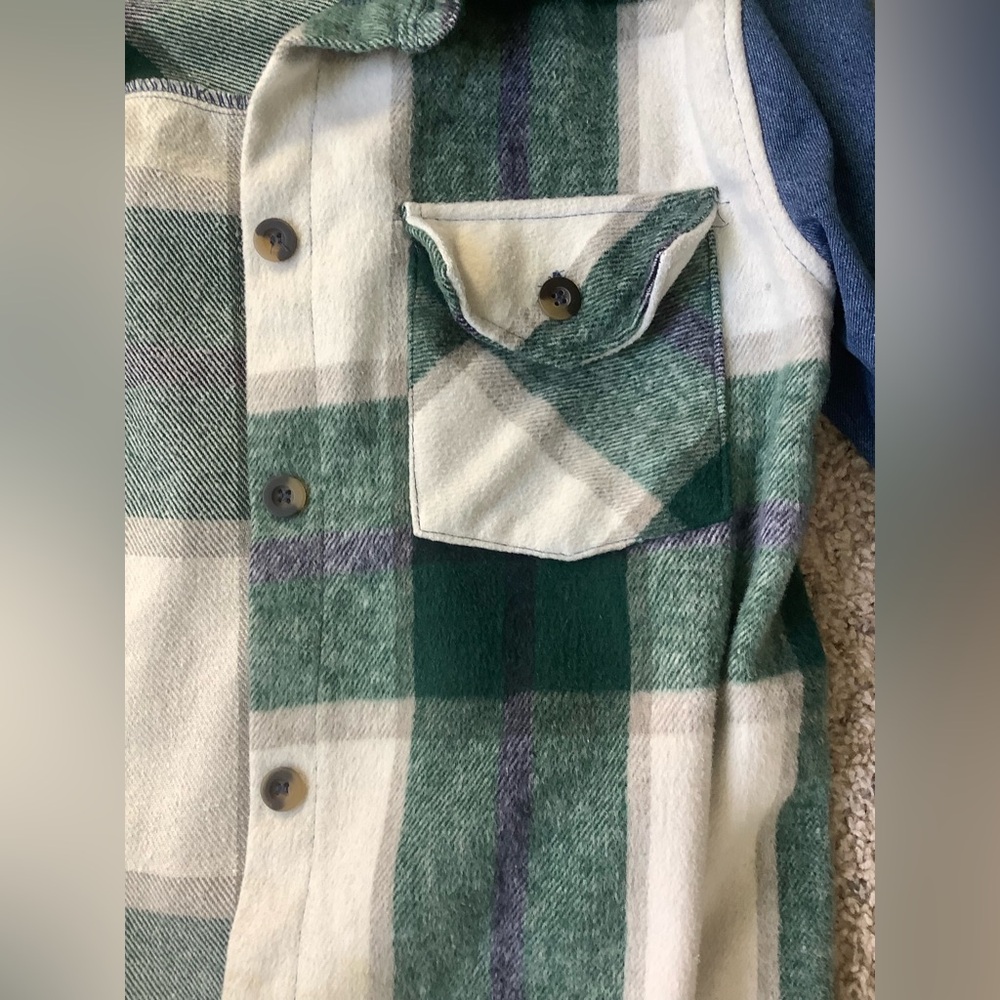 Altar’d State Flannel - Picture 6 of 15
